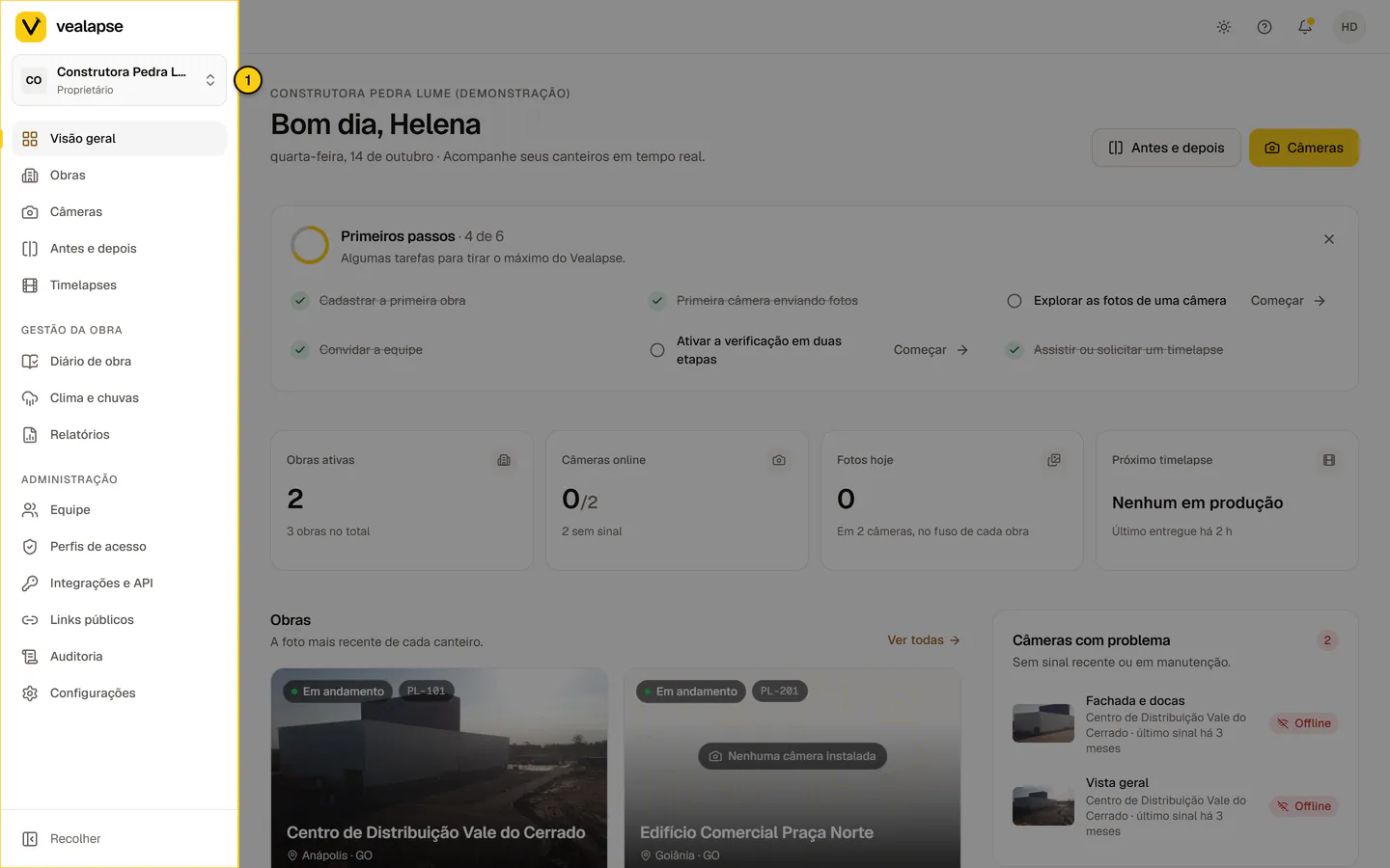 Portal com o menu lateral destacado: Visão geral, Obras, Câmeras, Antes e depois, Timelapses e os grupos Gestão da obra e Administração.