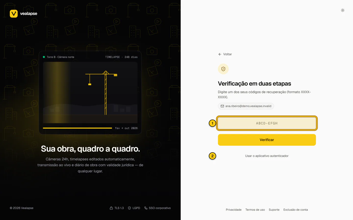 Passo de verificação em duas etapas do login no modo de código de recuperação, com o campo no formato ABCD-EFGH.
